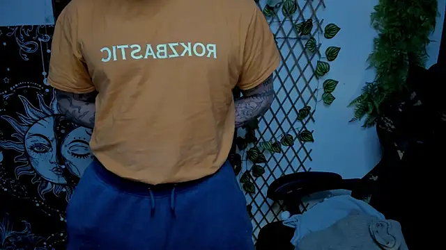 layneinchains online show from February 4, 2:49 am