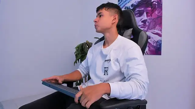 Bray Kevin online show from February 4, 3:04 pm