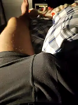 heszkewmeszke36 online show from October 28, 7:22 am