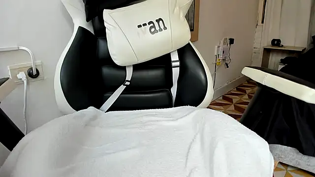 Valerioe online show from September 25, 1:54 pm