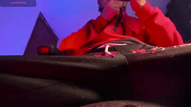 s sven03 online show from January 10, 9:57 am