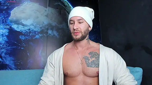 delessandro world online show from July 26, 9:23 pm