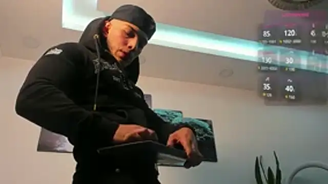 angeel d035 online show from November 4, 2:12 am