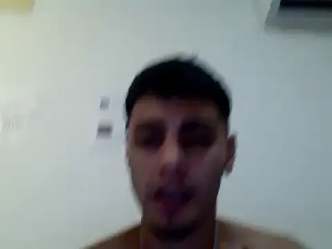 Snapshot of AronFoxx chatting on December 26, 5:04 am AronFoxx online show from December 26, 5:04 am