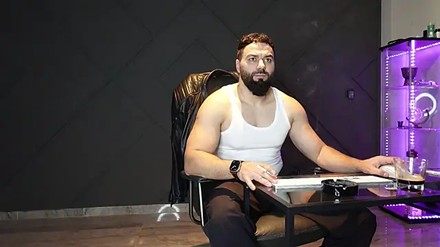 mattmasterss online show from March 31, 10:55 pm