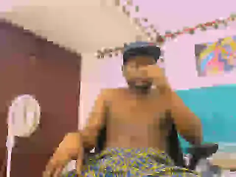 latinhot9631 online show from November 23, 1:38 am