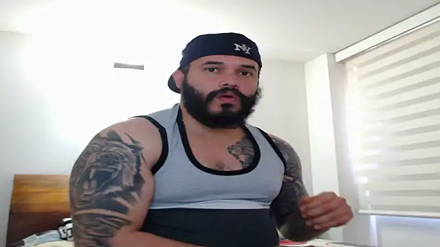 alexandergranda71 online show from March 11, 3:56 pm