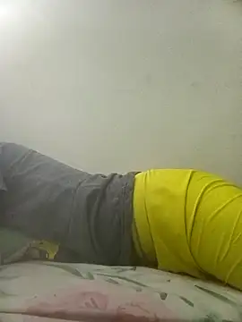 aL3JanDro93 online show from July 7, 5:38 pm