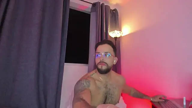 jacob stud18  online show from April 10, 1:01 am