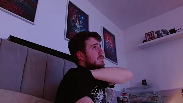 maxy49 online show from December 3, 5:52 pm