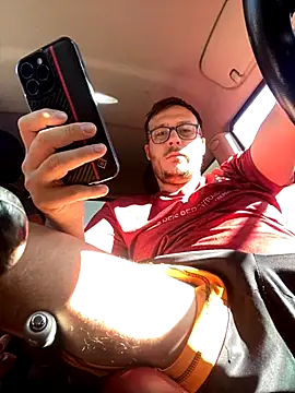 ionut9879 online show from September 19, 12:05 pm