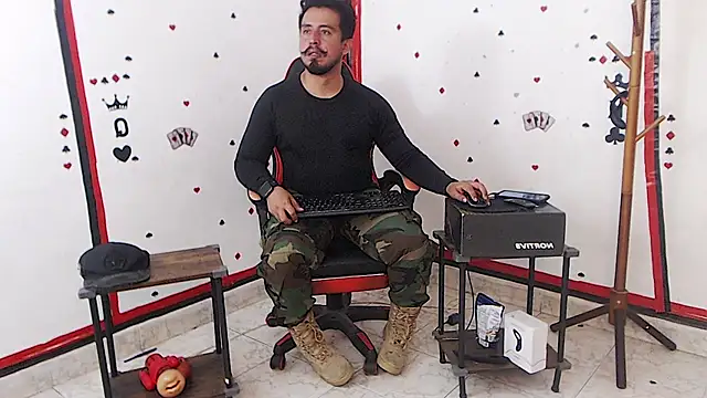 KalethBigDick online show from October 15, 1:52 pm