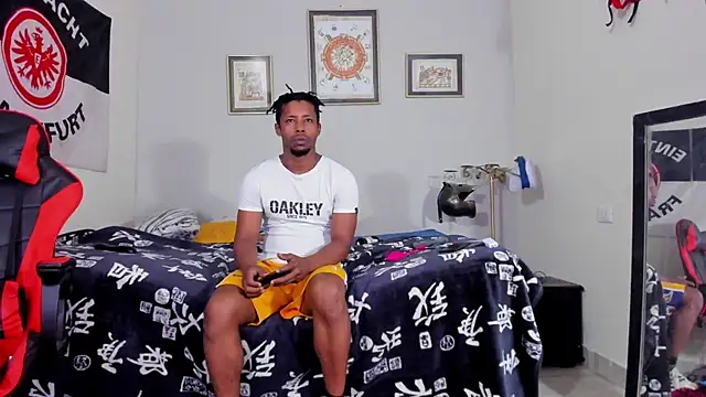 AlejoKhalifa  online show from November 30, 11:45 am