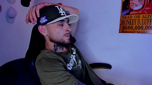 Drako Lamar online show from April 14, 3:39 am