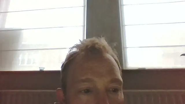 Snapshot of bertolini chatting on October 3, 4:34 pm bertolini online show from October 3, 4:34 pm