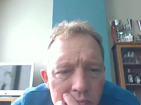 Snapshot of bertolini chatting on March 2, 12:58 pm bertolini online show from March 2, 12:58 pm