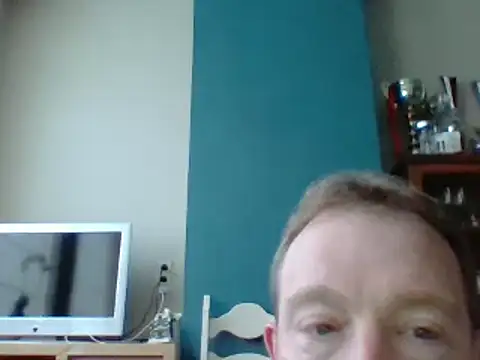 Snapshot of bertolini chatting on March 3, 5:02 pm bertolini online show from March 3, 5:02 pm