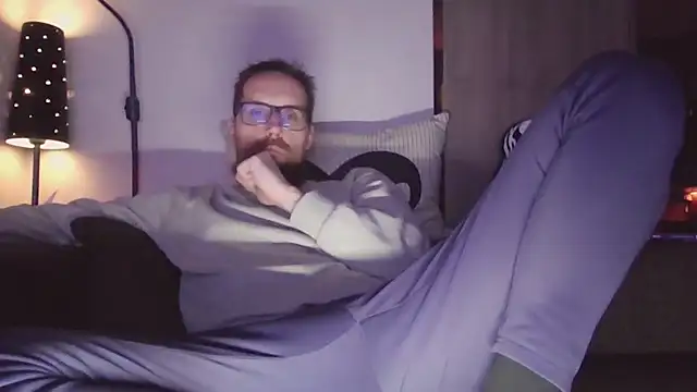 MeSteff online show from March 19, 7:06 pm