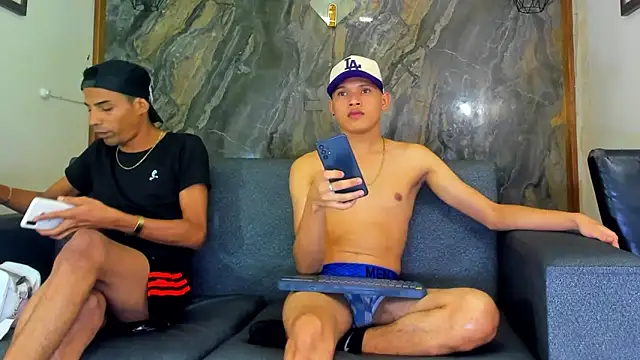 liam genner  online show from February 14, 11:54 pm