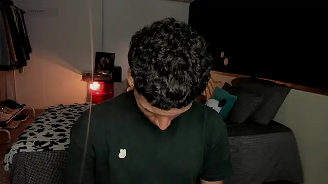 Curlblue online show from April 21, 2:51 am