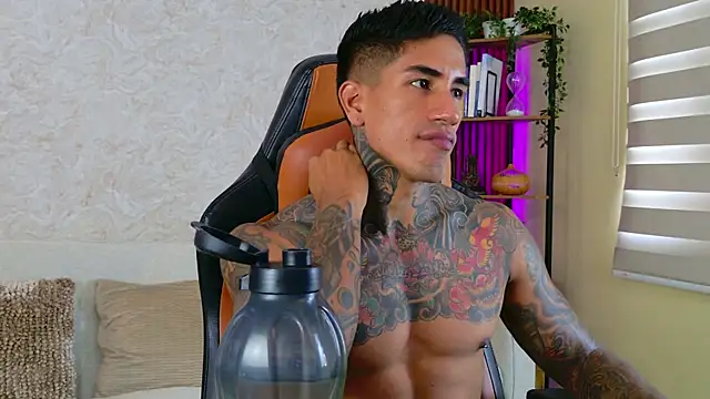 AdanReilly online show from October 4, 2:22 pm