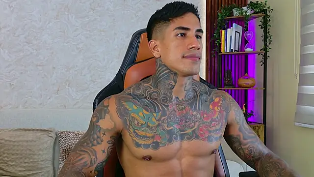 AdanReilly online show from September 20, 9:48 pm