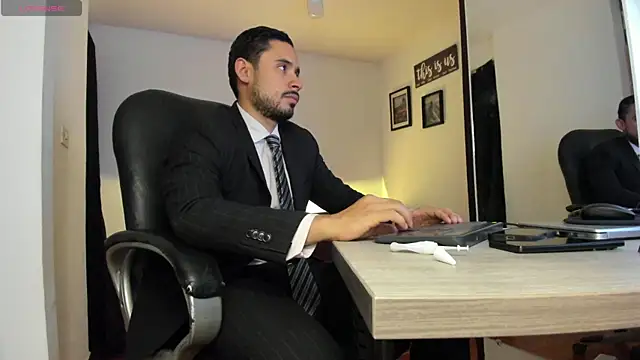 thesexlawyer1 online show from November 1, 10:47 pm