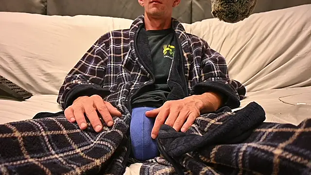 joeiandola online show from October 5, 4:16 am