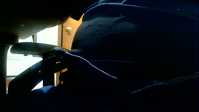 markluvskitty online show from February 4, 5:08 pm