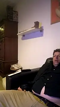 Knuffelstaaf123 online show from April 9, 7:20 pm