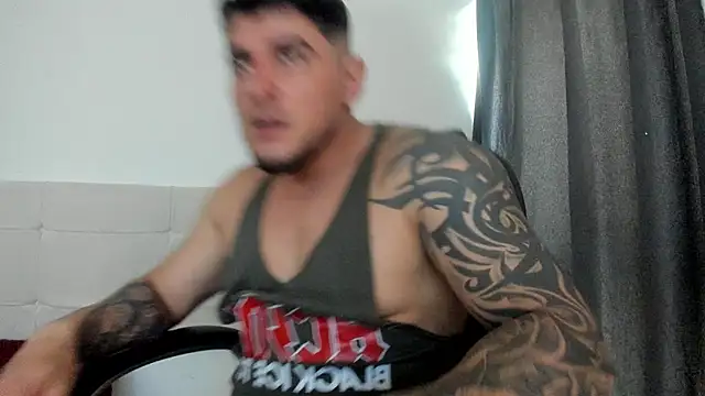 Teilor Creed online show from November 7, 8:12 pm