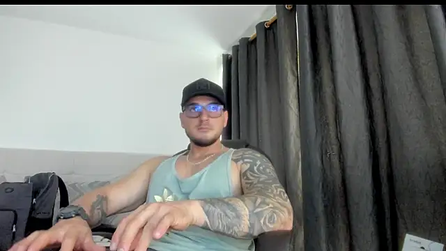 Teilor Creed online show from November 19, 7:14 pm