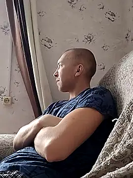 MityaXLoves online show from February 7, 7:15 am