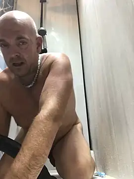 Bigtoyaddict online show from July 5, 5:03 am