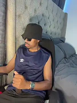 JaroDawg47 online show from April 28, 2:44 pm