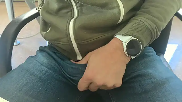 alessandroman2114 online show from November 10, 11:37 am