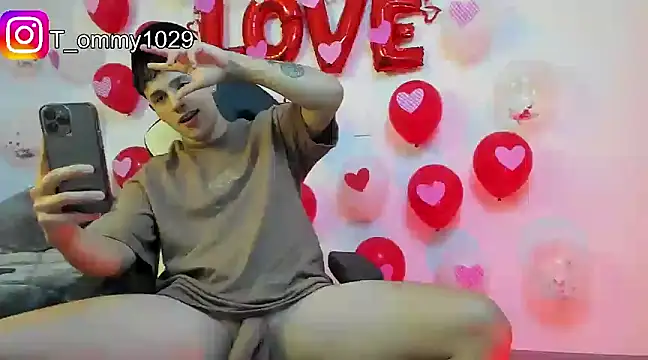 Tommy Jos online show from February 12, 11:51 pm