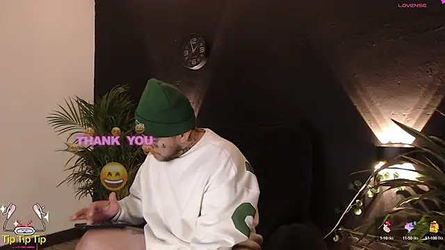 Snapshot of Ash_gusbig chatting on February 1, 2:58 am Ash gusbig online show from February 1, 2:58 am
