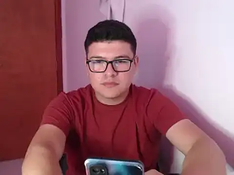 Plug Control online show from April 2, 4:37 pm