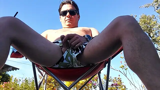 Jose HotLatino online show from June 9, 4:31 pm
