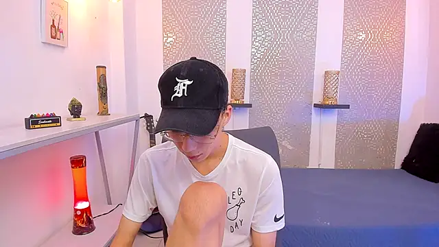 Nikolay Gregori online show from December 3, 5:13 am