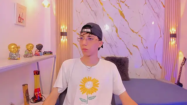 Nikolay Gregori online show from March 2, 5:08 am