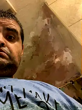 Miguel16i online show from October 18, 7:35 am