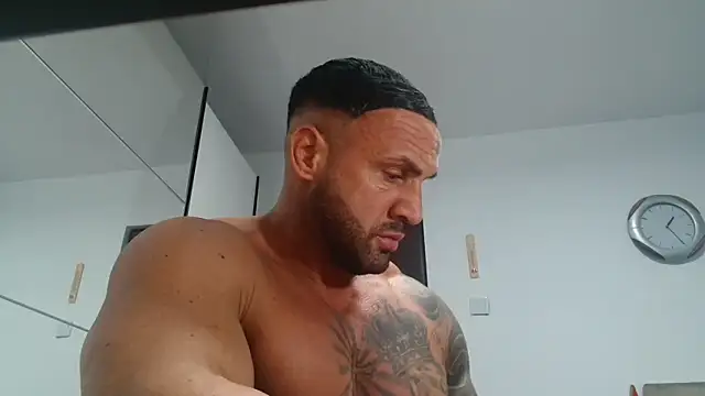 Magnificmuscles89 online show from April 17, 10:23 pm