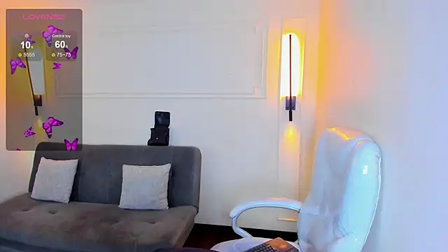 Paradise boy s online show from December 4, 4:25 pm