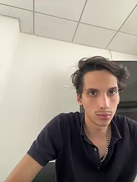 CamiloXx04 online show from February 26, 9:38 pm