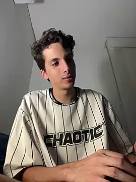 CamiloXx04 online show from January 29, 3:22 am