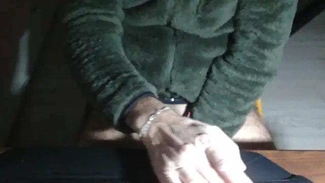 Adri gard online show from January 6, 10:14 pm