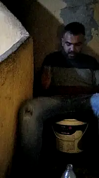 Snapshot of ListedLoin chatting on January 6, 5:38 pm ListedLoin online show from January 6, 5:38 pm