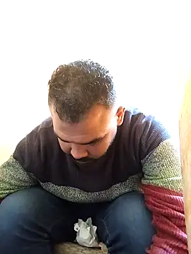 Snapshot of ListedLoin chatting on January 9, 7:21 am ListedLoin online show from January 9, 7:21 am